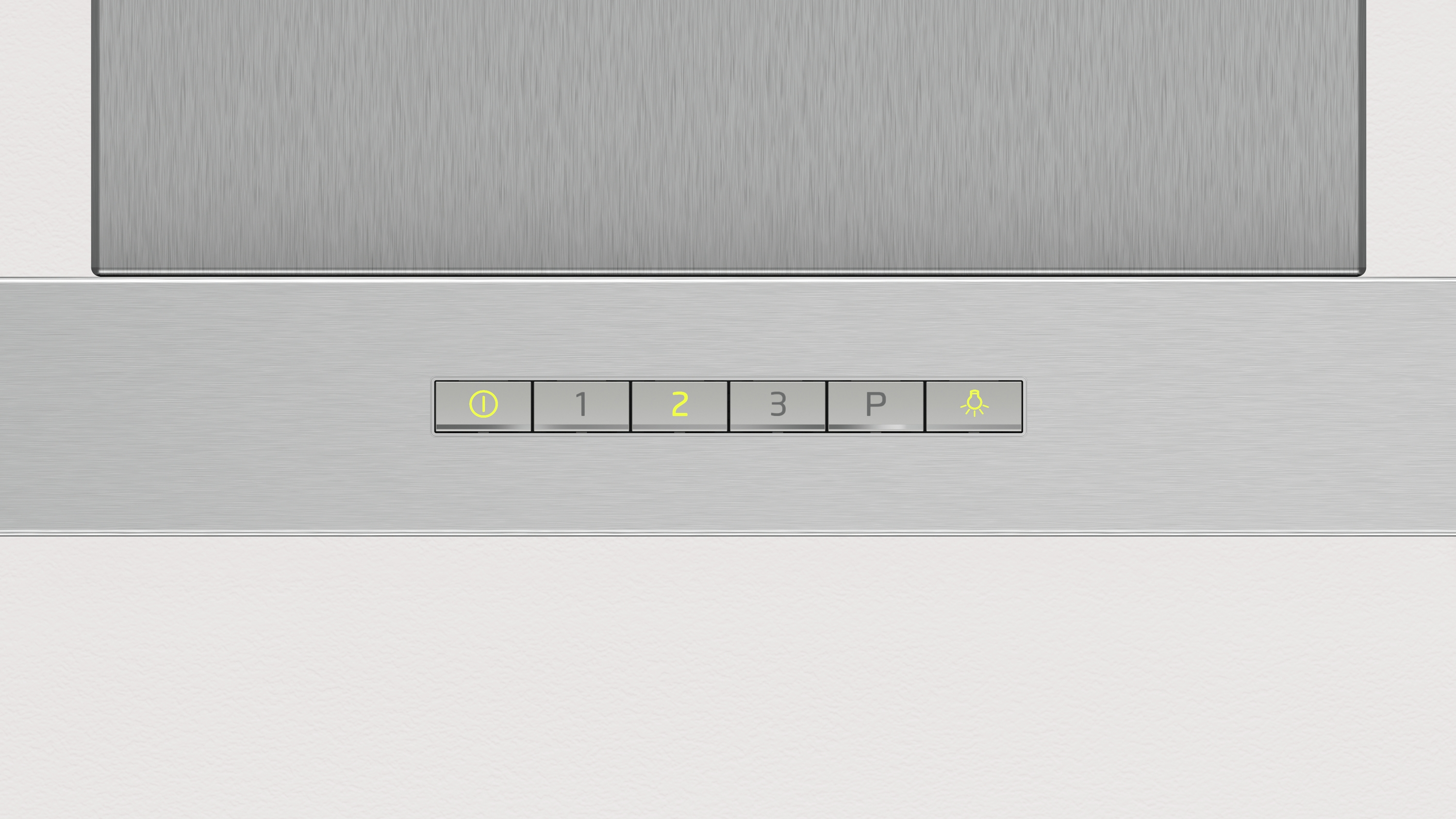 Primer plano del panel de control de una campana extractora con botones numerados y luces.