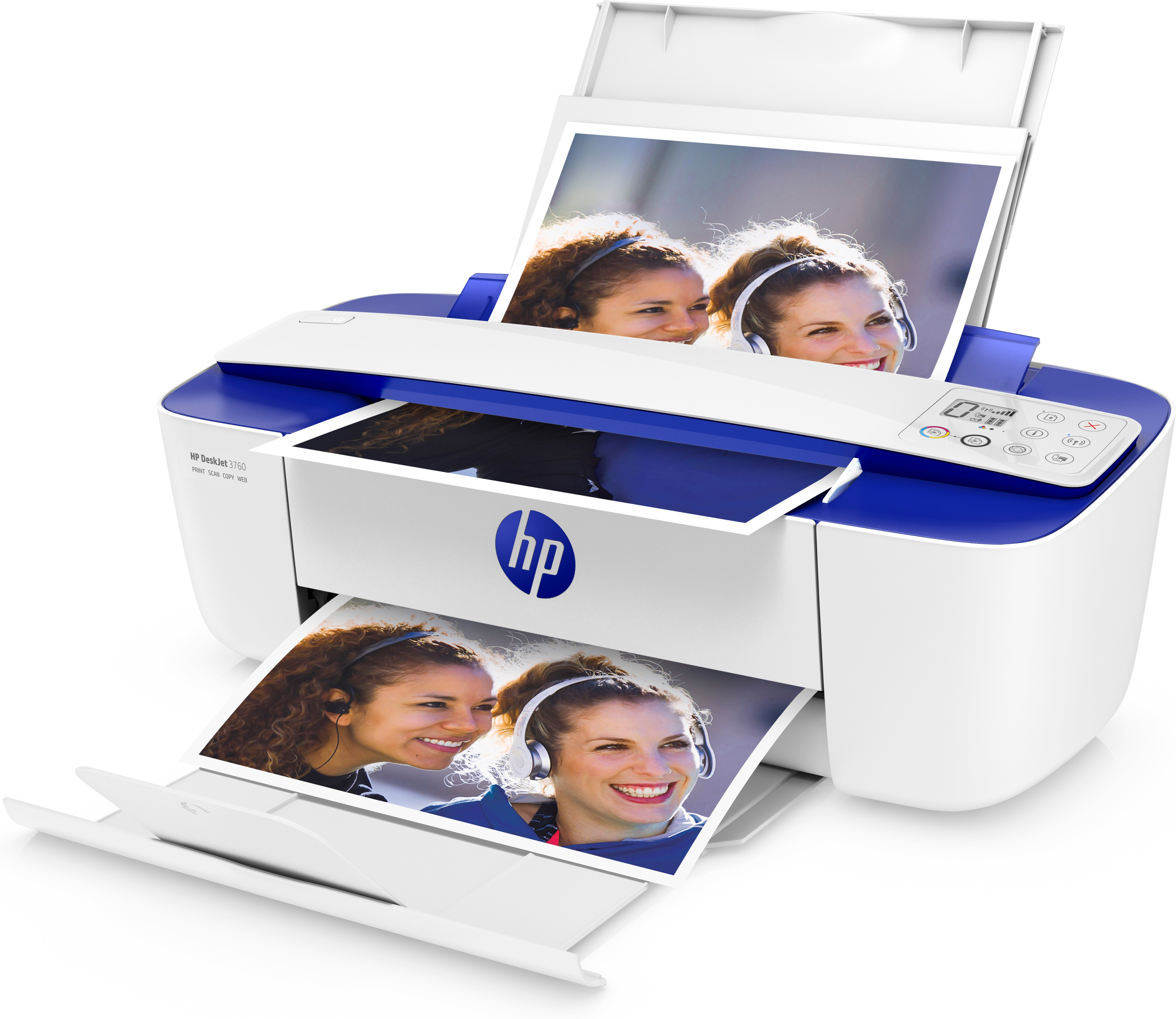 Una impresora HP imprimiendo fotos de dos mujeres. Es blanca y azul. Las bandejas de papel están abiertas.