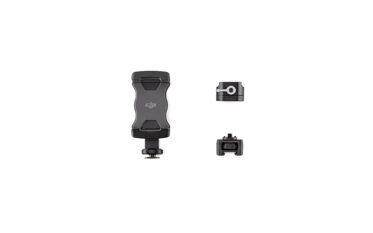 DJI Osmo Mobile Handyhalterung mit Zubehör auf weißem Hintergrund.