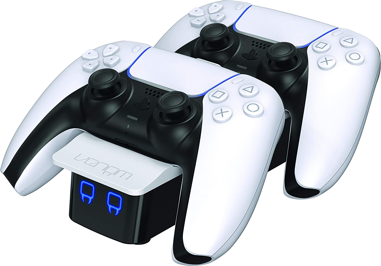 Két fehér és fekete Playstation 5 vezérlő egy töltőállomáson.