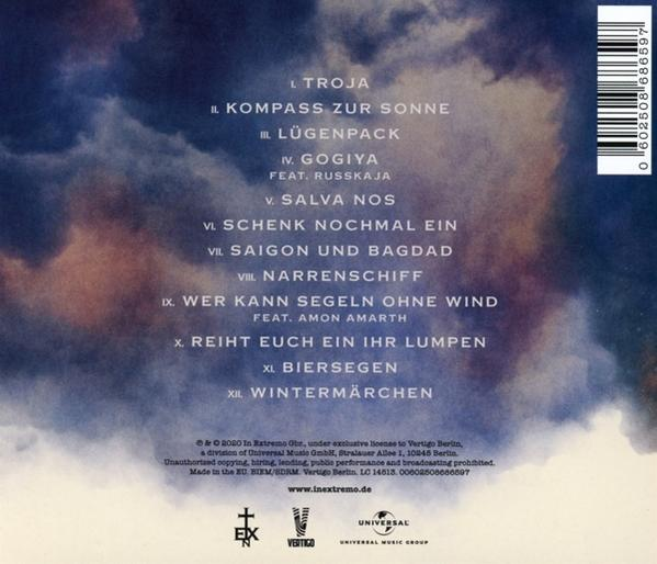 Rückseite eines Albums mit Text. Der Hintergrund hat einen bewölkten Himmel und einen Barcode.