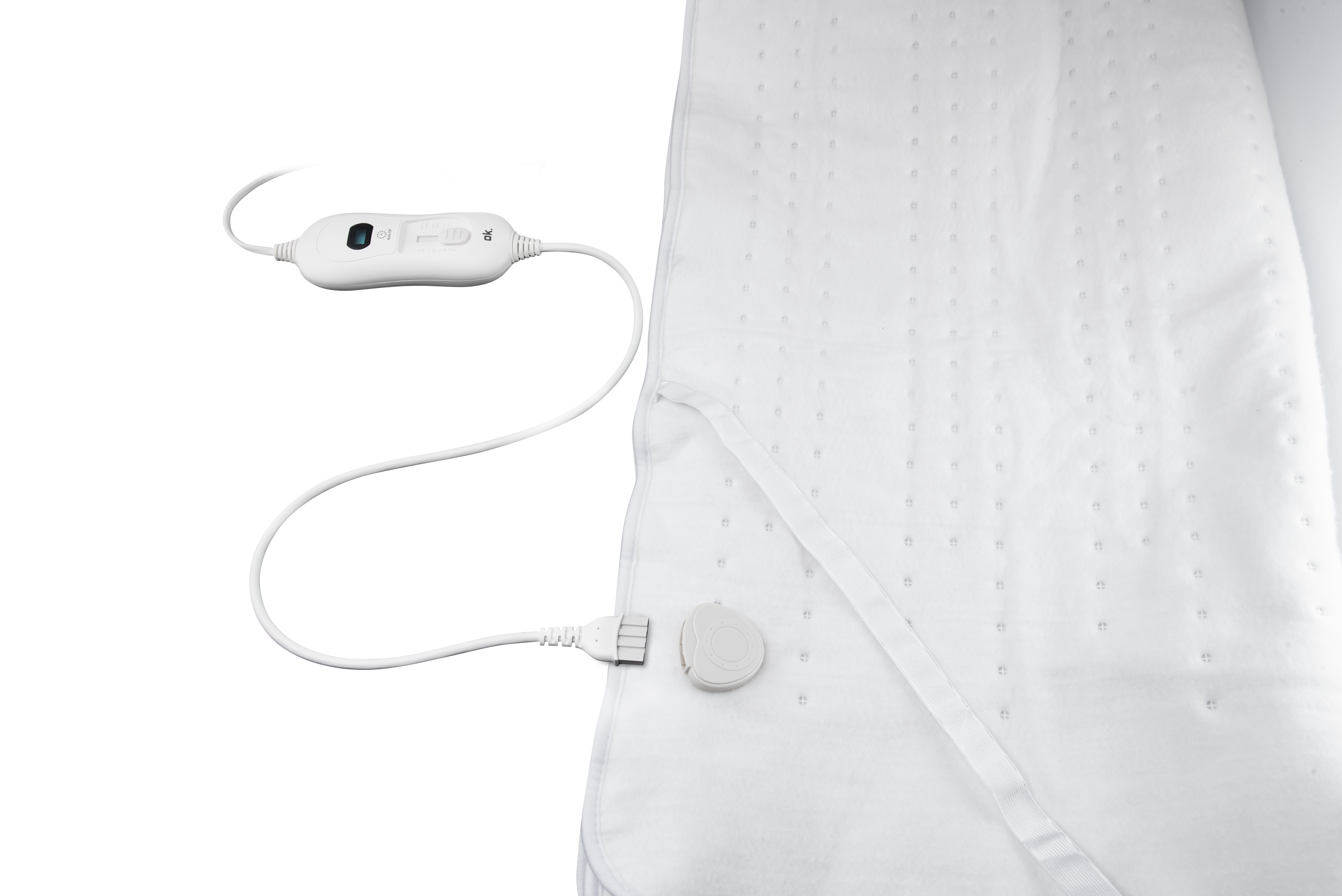 Wit verwarmingskussen met een bedieningseenheid en een witte kabel, geplaatst op een wit oppervlak.