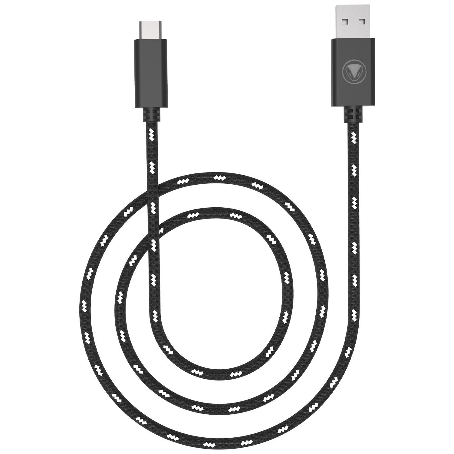 Ein schwarz-weißes USB-C-zu-USB-A-Kabel, in einem kreisförmigen Muster aufgerollt.