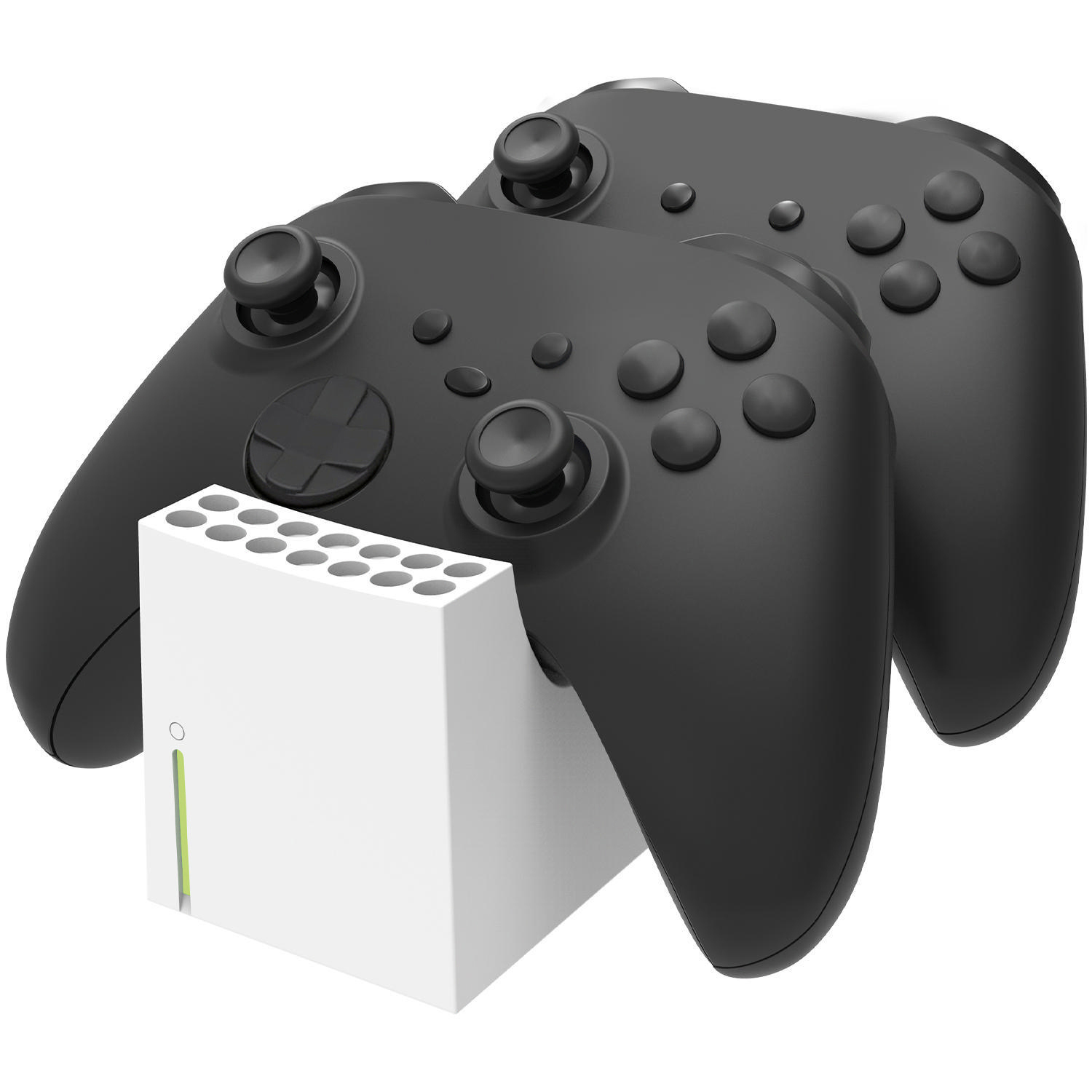 Zwei schwarze Gamecontroller und eine weiße Ladestation stehen auf einer weißen Oberfläche.