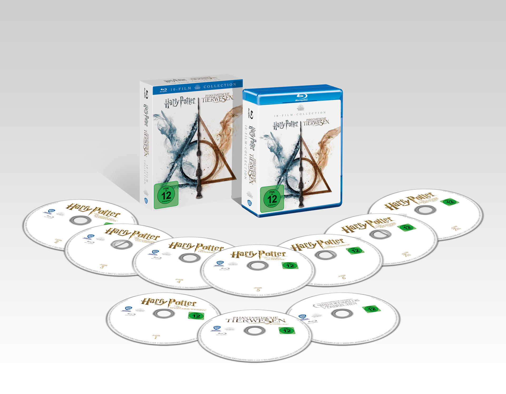 Eine Blu-ray-Disc-Sammlung von Harry-Potter-Filmen mit weißem Hintergrund und den Filmdsics.