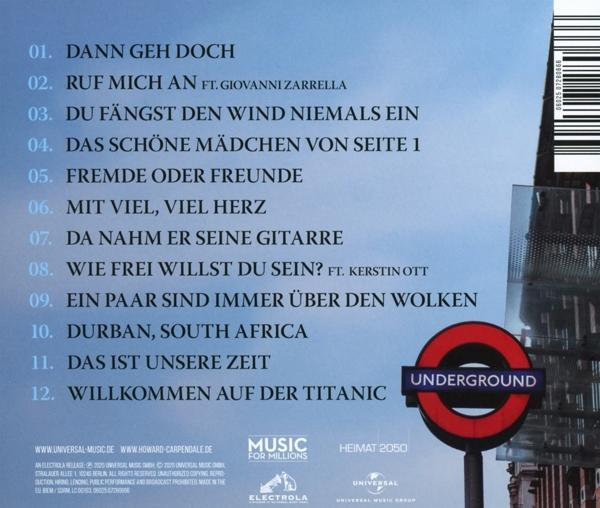 CD-Cover mit Titelliste und Text. U-Bahn-Schild und ein Londoner Bus. Bunter Hintergrund.