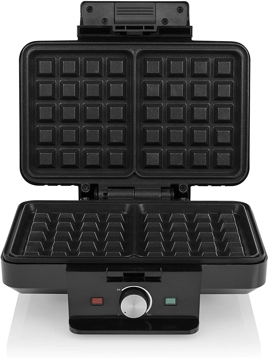 Ein schwarzes Waffeleisen, geöffnet, mit Kochplatten und Bedienelementen.