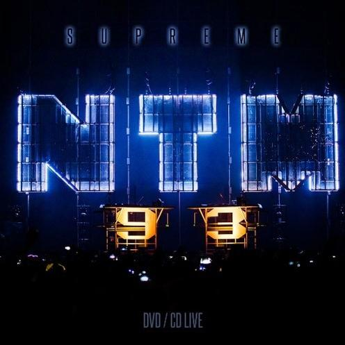 Pochette DVD/CD du concert live NTH 93. Lumières au néon bleues et texte sur fond sombre.