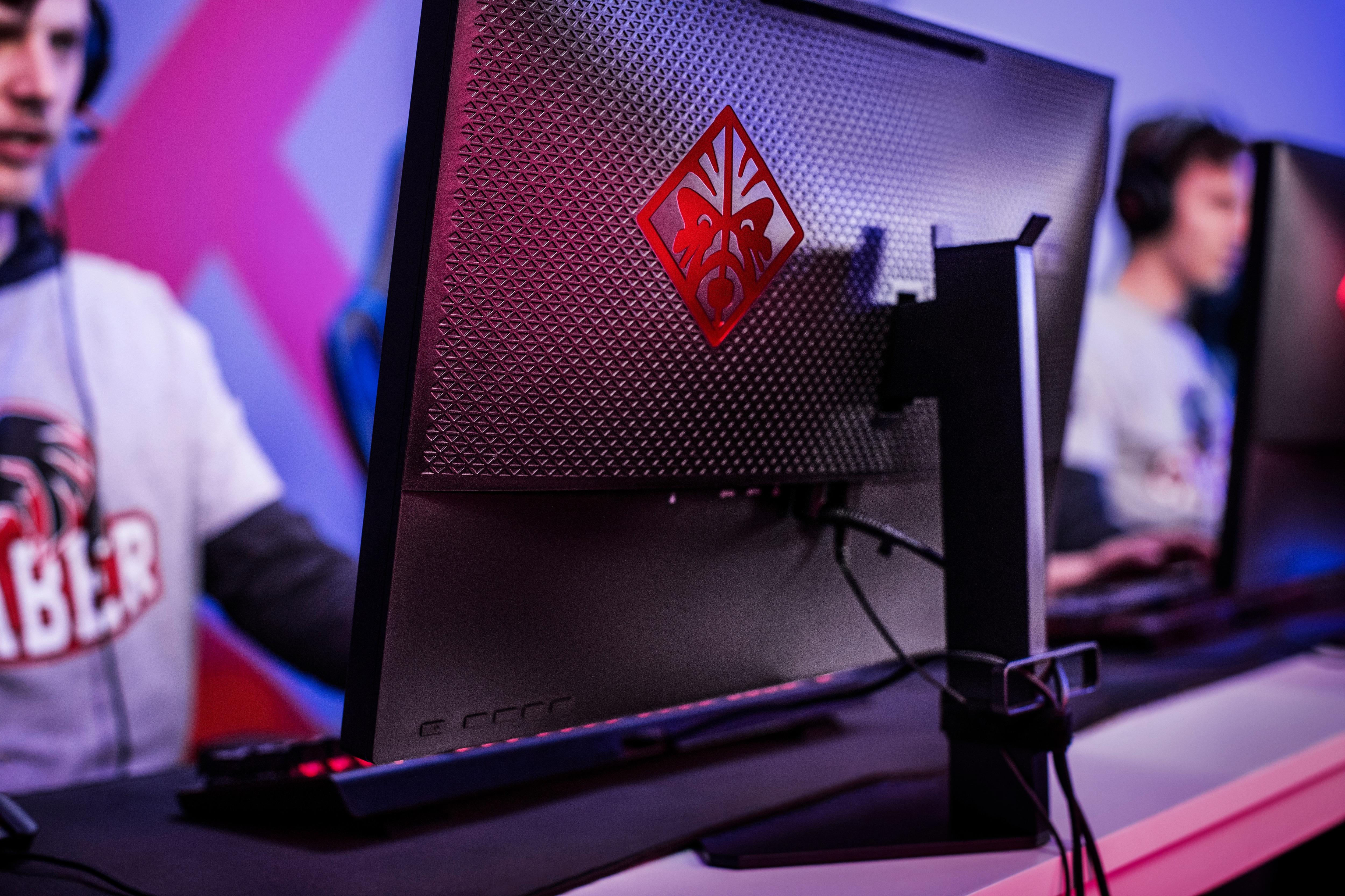 HP OMEN Desktop 880-106ng - Intel® Core™ i7 i7-8700 - 16 GB - 2 TB - NVIDIA GeForce® GTX 1080 - Windows 10 Home (64 Bit)