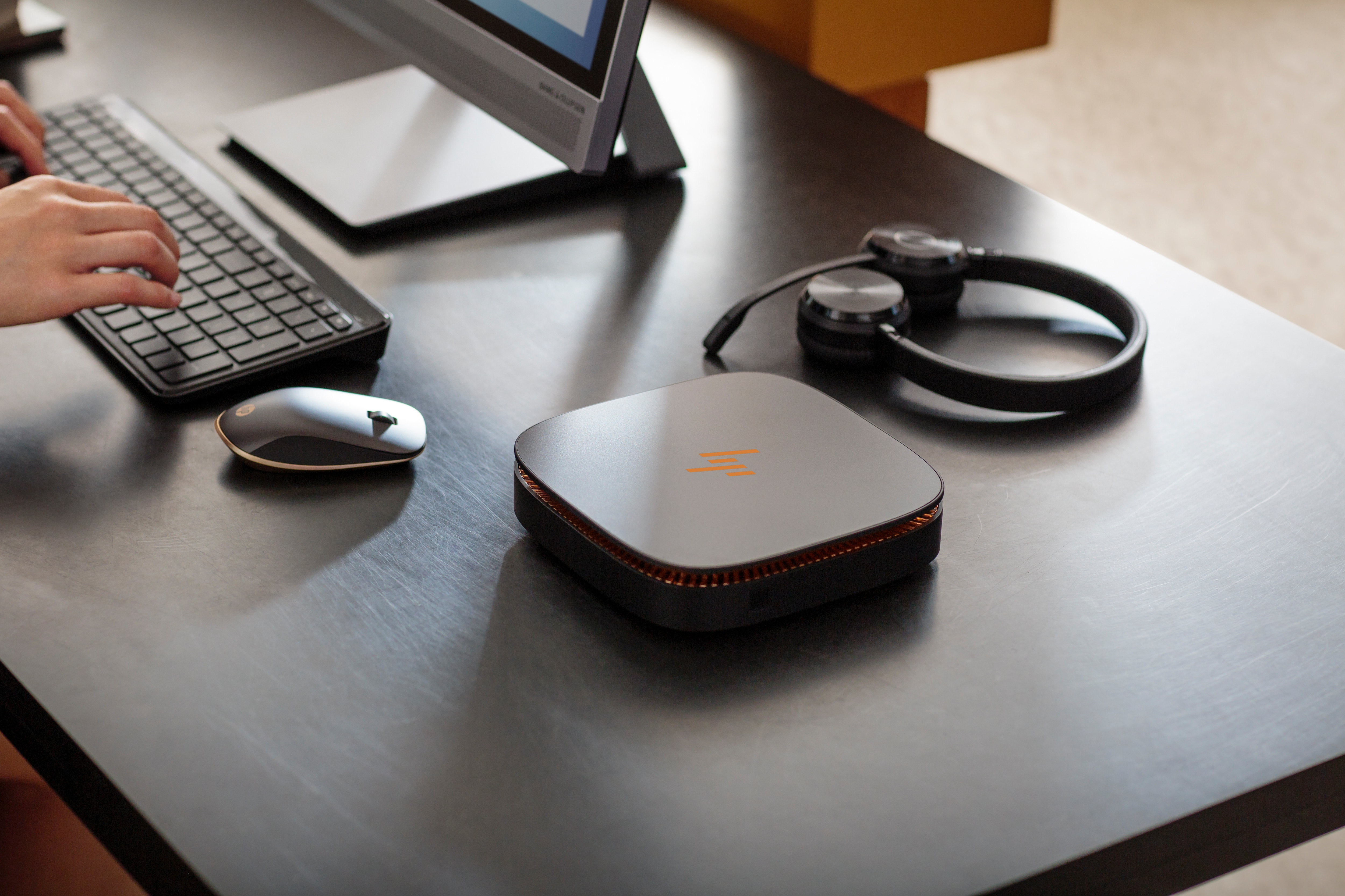 HP - B2B Elite Slice - Intel® Core™ i3 i3-6100T - 4 GB - 500 GB