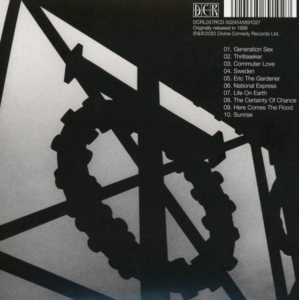 Schwarz-weißes Albumcover mit Titelliste. Silhouettenhaftes Blumendesign. Text mit Albumtitel und Jahr.