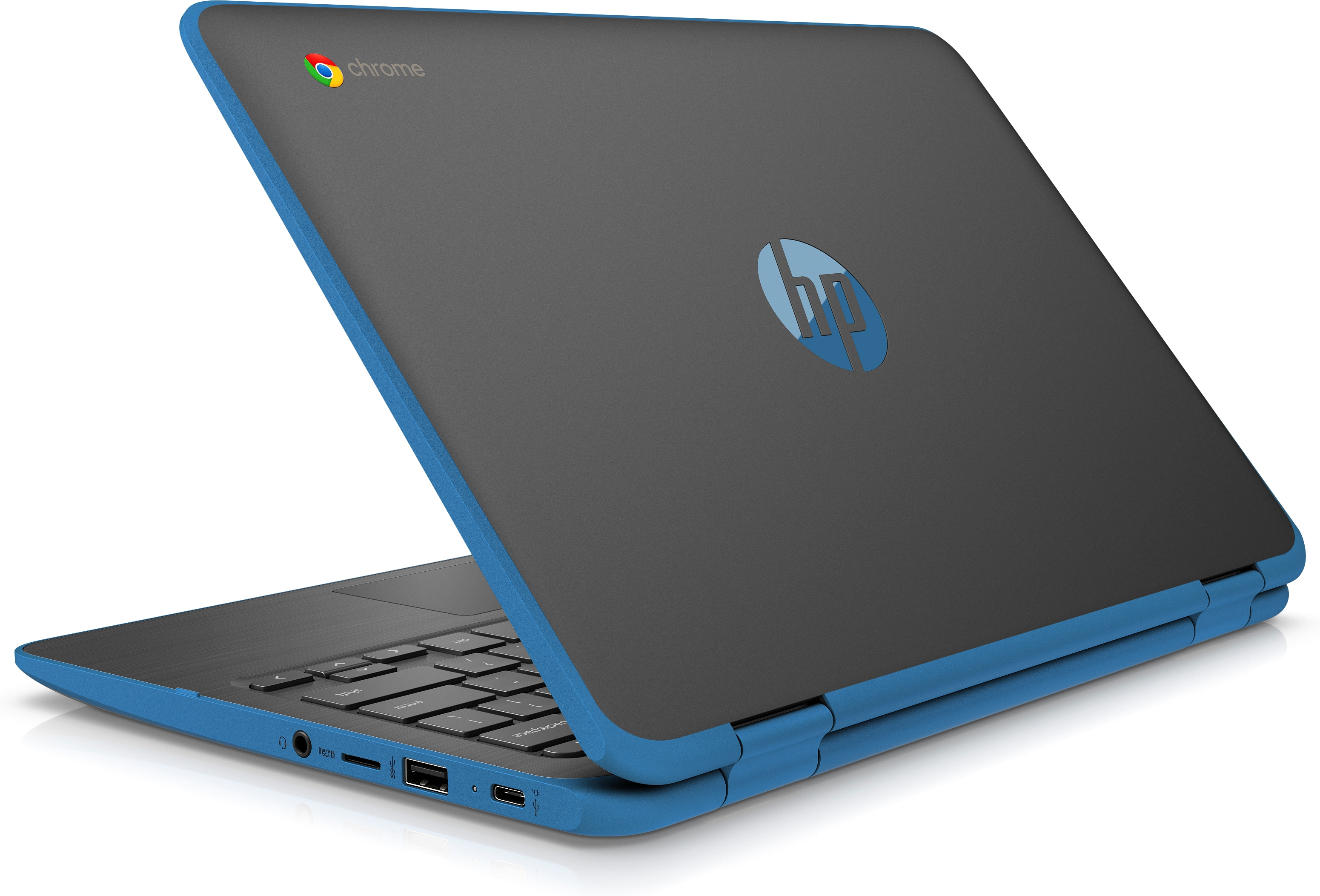 Portátil azul y negro, logo chrome, vista en ángulo.