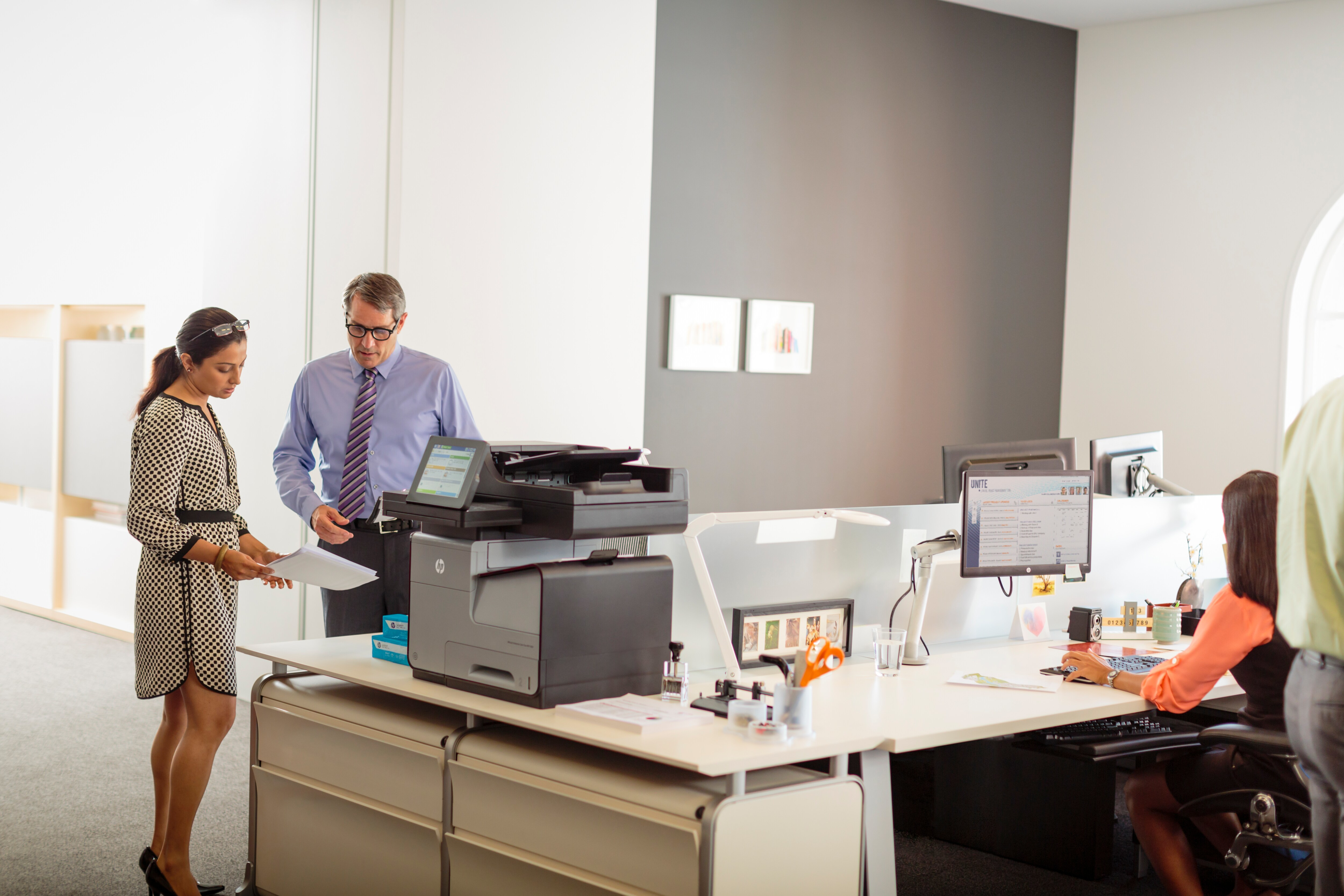 HP LaserJet Enterprise flow M880z