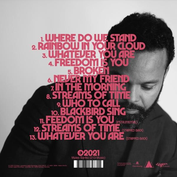 Ein CD-Cover mit einer Frau in einem Blumenkleid und Text.