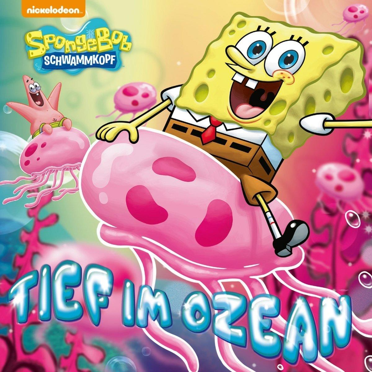 SpongeBob im Ozean mit Quallen. Titel: 'Tief im Ozean'.