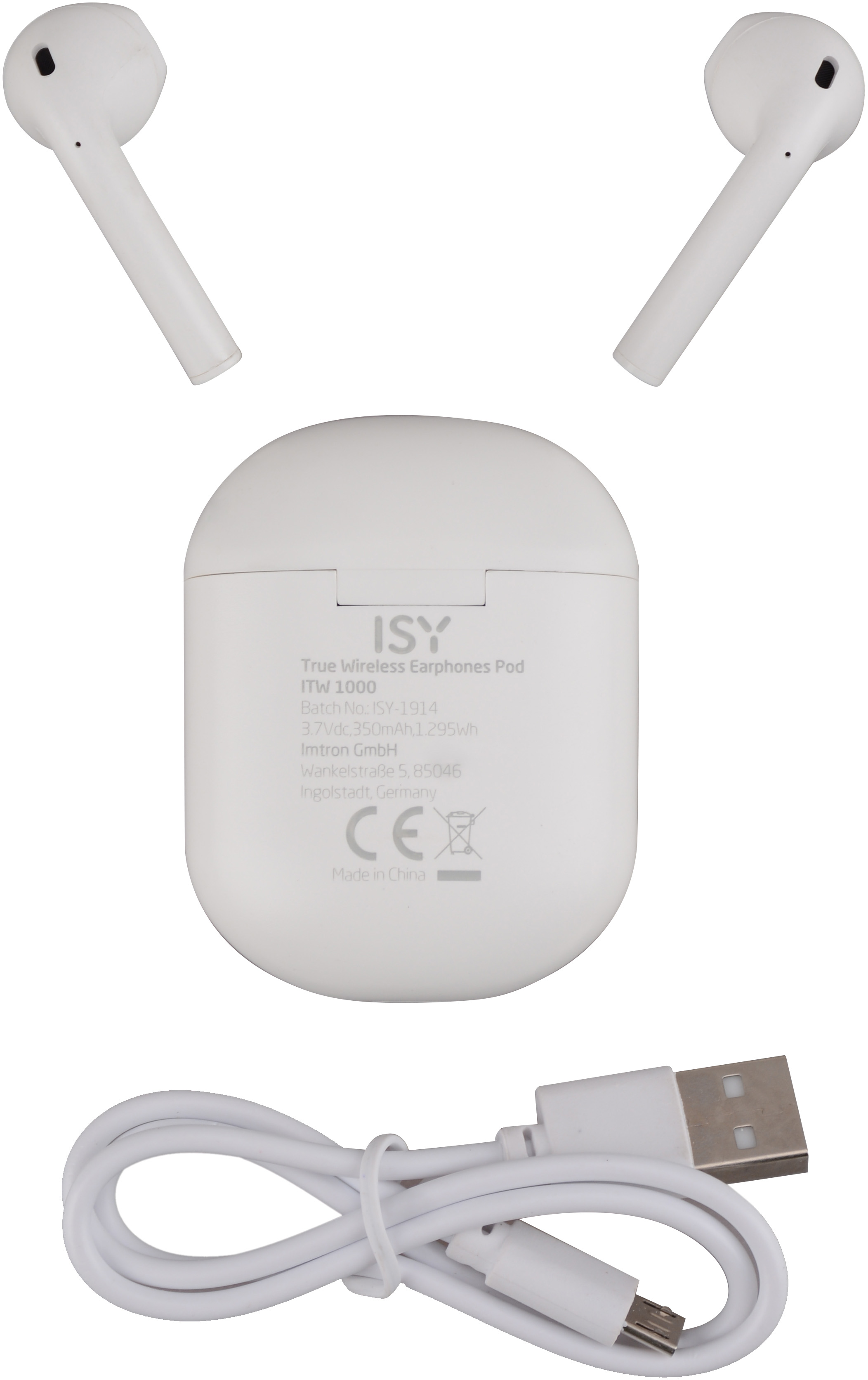 Écouteurs sans fil blancs, étui de charge et câble USB sur fond blanc.