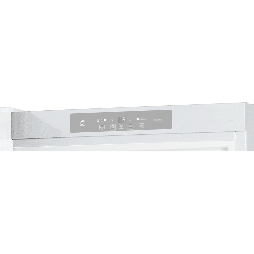 Primer plano del panel de control de un frigorífico blanco. Muestra iconos y una lectura digital de temperatura de 18.