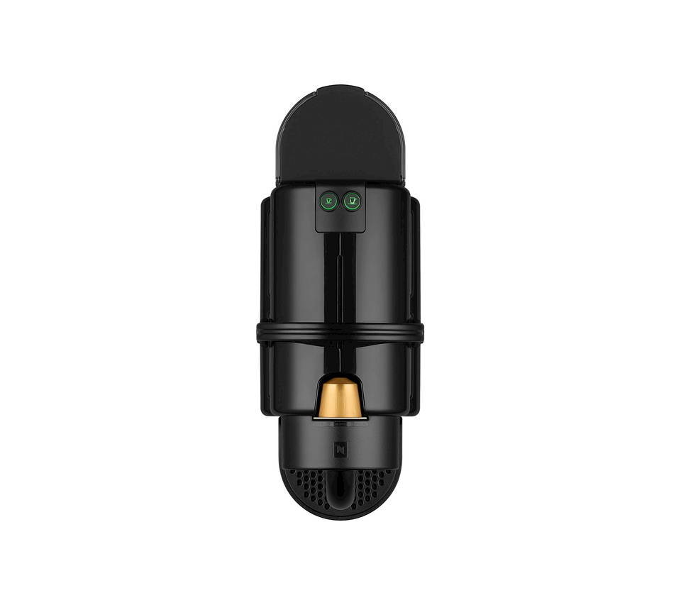 Schwarze Kaffeemaschine mit eingelegter Kaffeepad. Goldener Pod sichtbar. Schlankes Design. Schwarz und Weiß.