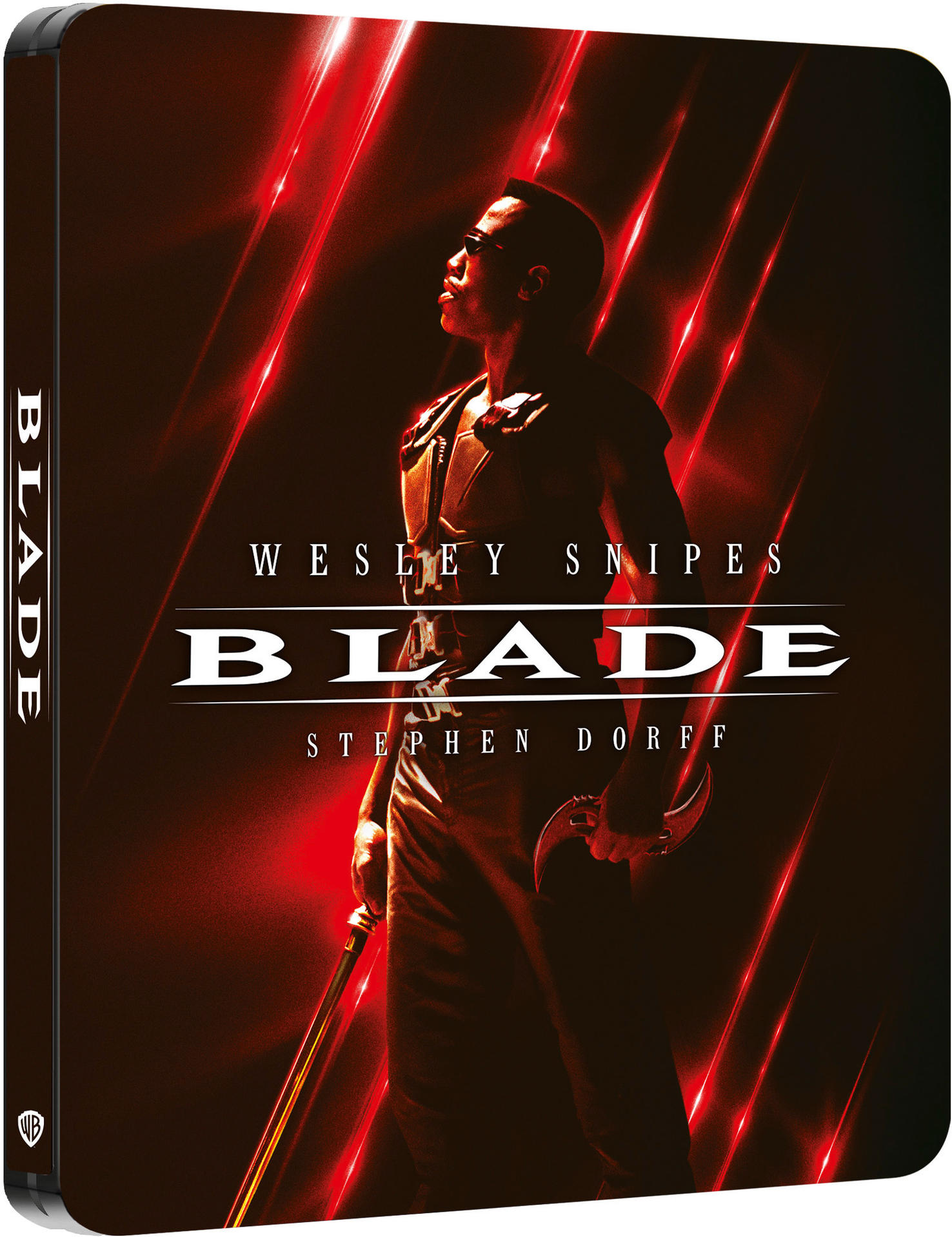 Blade-Filmcover mit Wesley Snipes, Titel fett, roter und schwarzer Hintergrund.