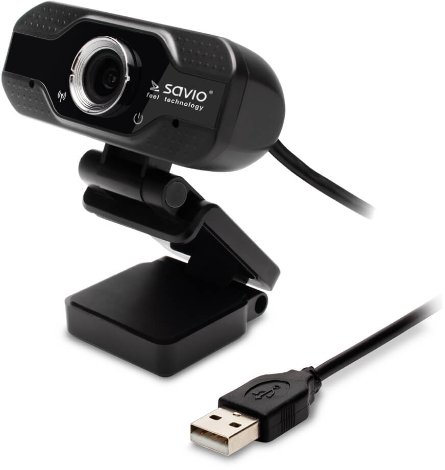 Fekete Savio webkamera, állványon, USB kábellel. 'Savio feel technology' felirat.