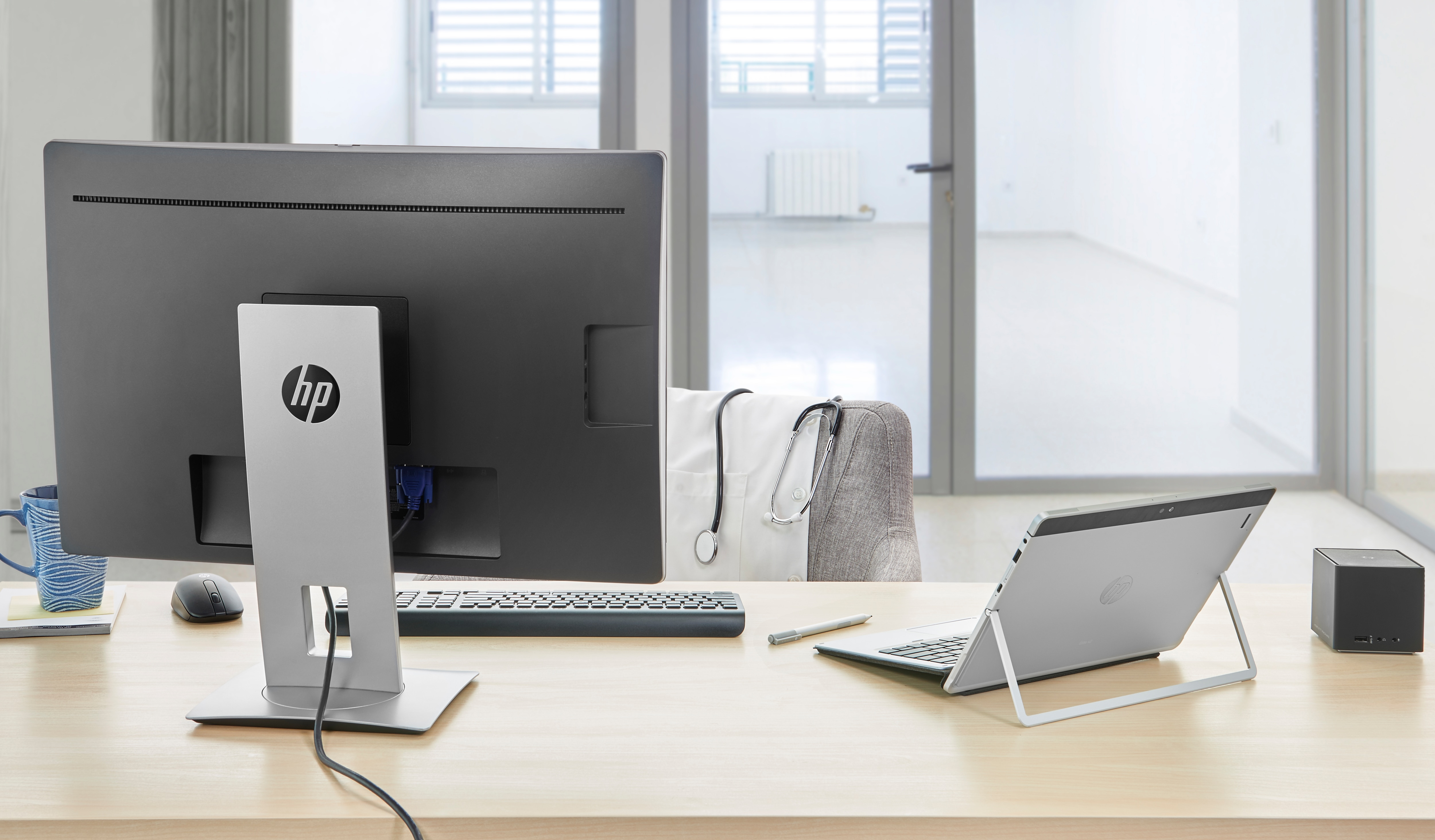 HP - B2B Elite x2 1012 G1 - 12 Zoll - Intel® Core™ M m7-6Y75 - 8 GB - 256 GB