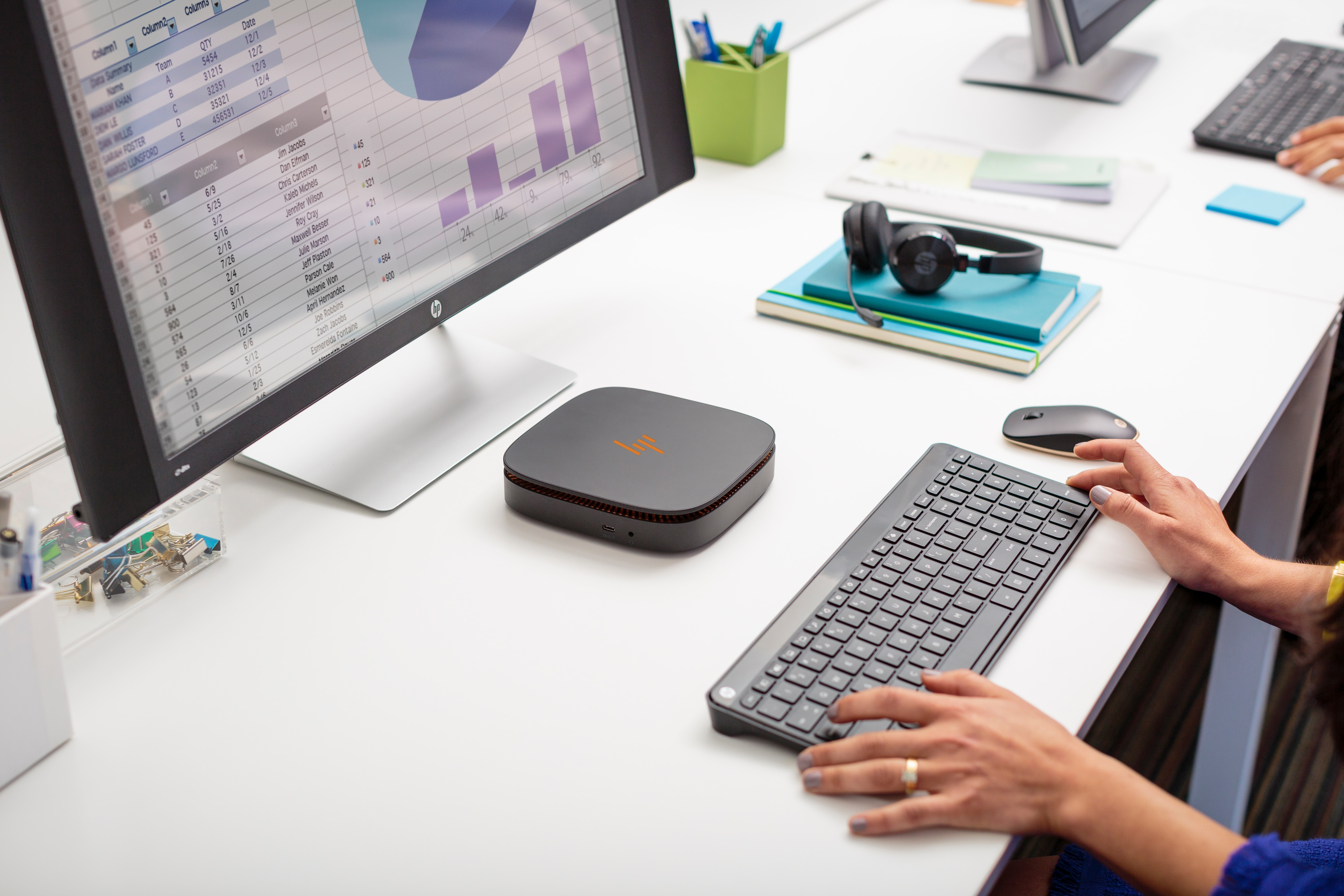 HP - B2B Elite Slice - Intel® Core™ i3 i3-6100T - 4 GB - 500 GB