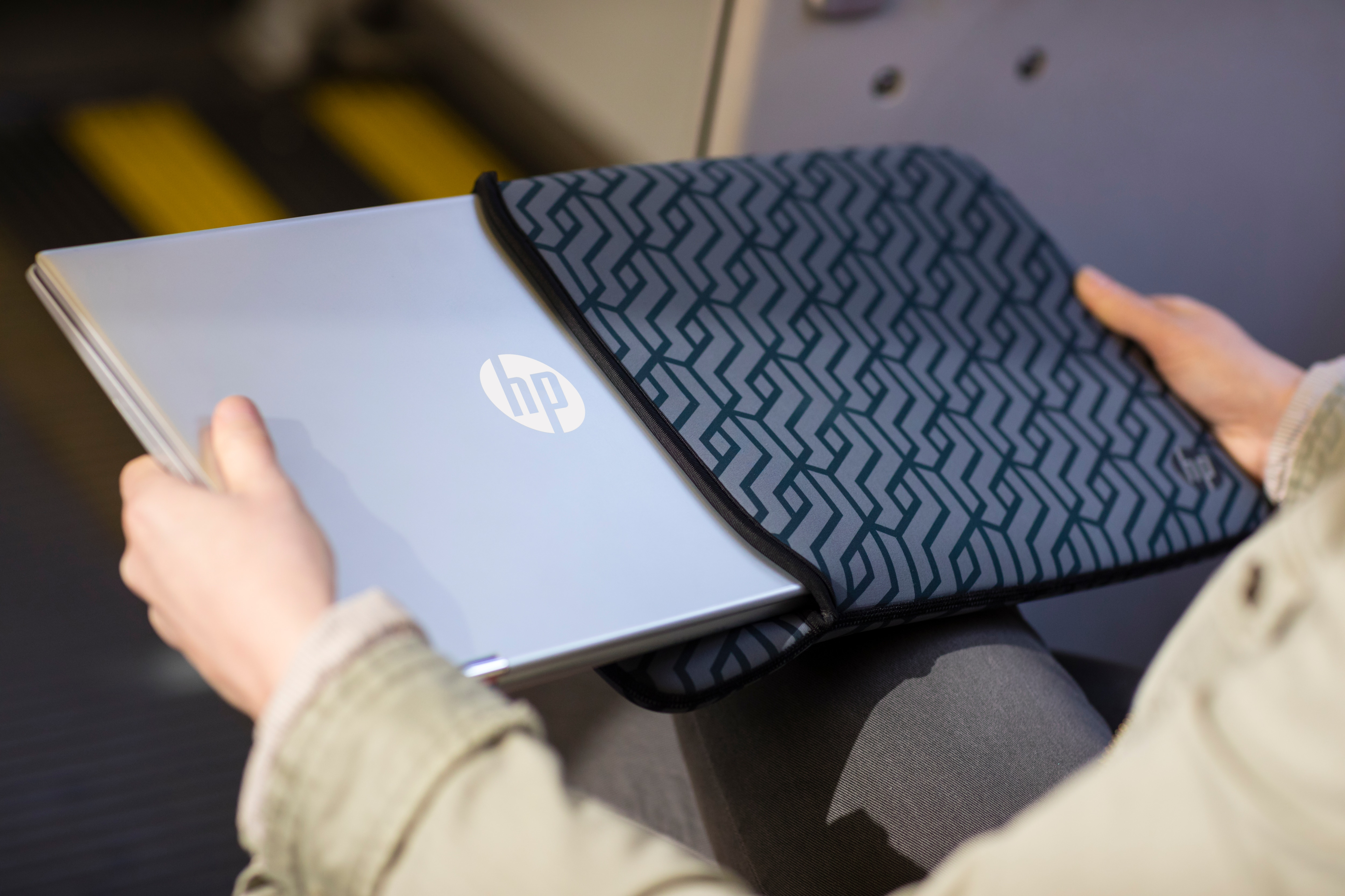 Convertible 2 en 1 - HP Pavilion x360 14-cd0009ns, 14" FHD, Pant. Tàctil, Intel® Core™ i5-8250U, 8GB, 256 GB, W10, Plata