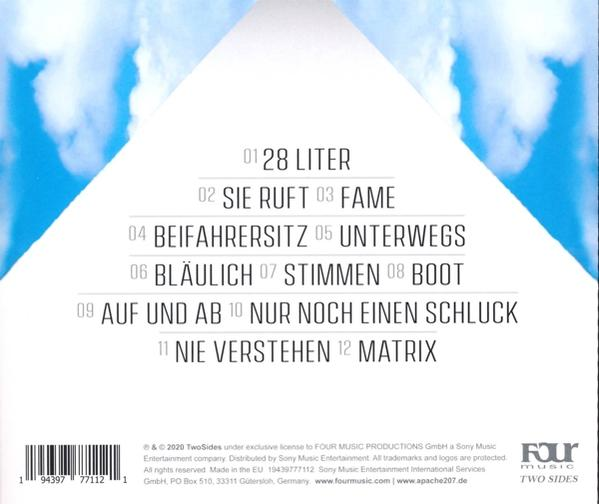 Rückseite einer CD mit Titeln in einer Liste. Himmelshintergrund mit Wolken.