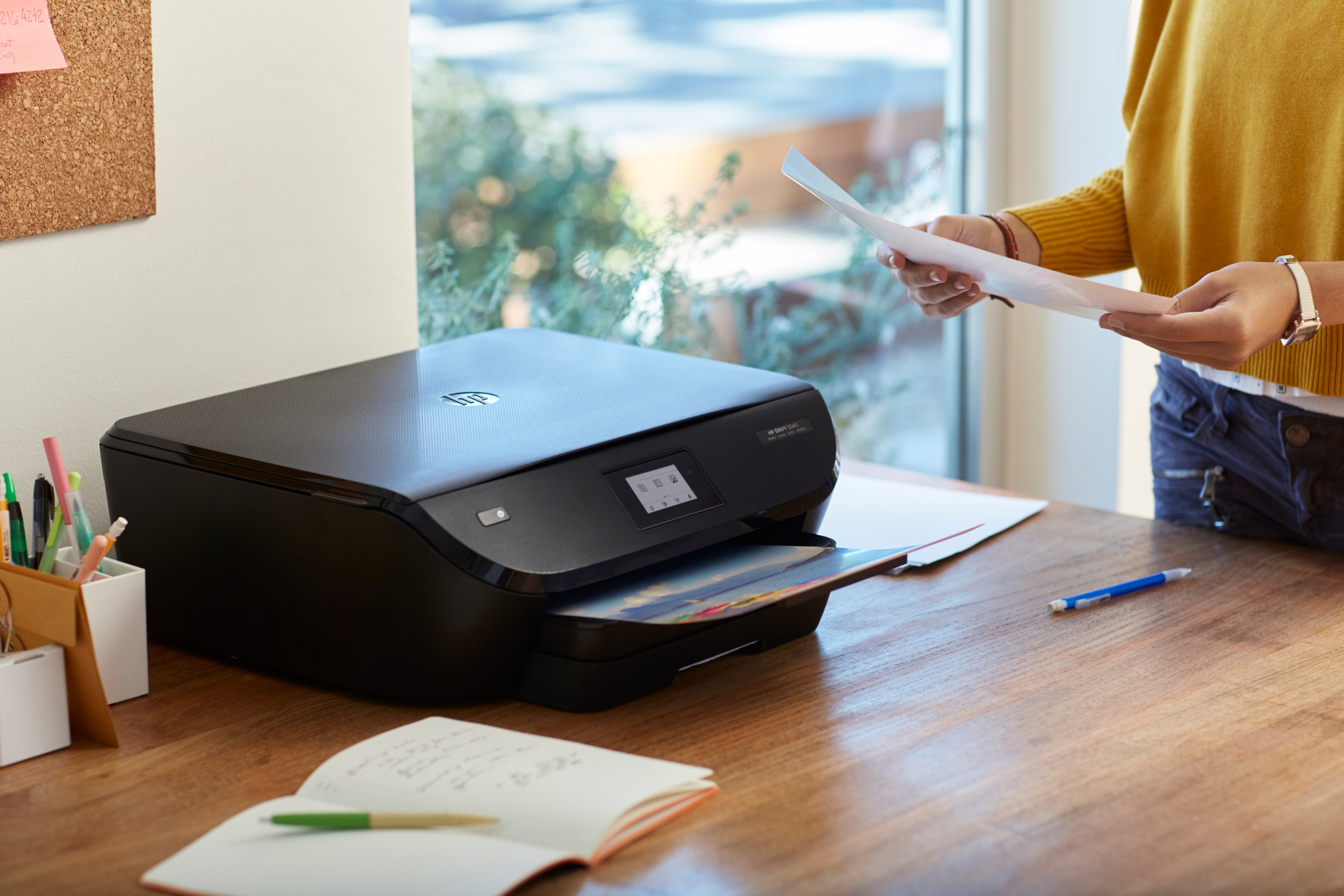 Impresora Multifunción - HP Envy 5540, Scanner, foto y WiFi