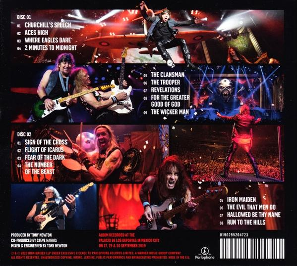 Albumcover mit mehreren Fotos von Iron Maiden bei Live-Auftritten, Titellisten für Disc 1 und Disc 2.