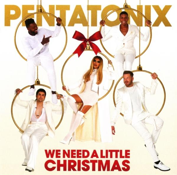 Album borító: A Pentatonix tagjai fehér ruhában, arany karikákban felfüggesztve, piros masnival és szöveggel.