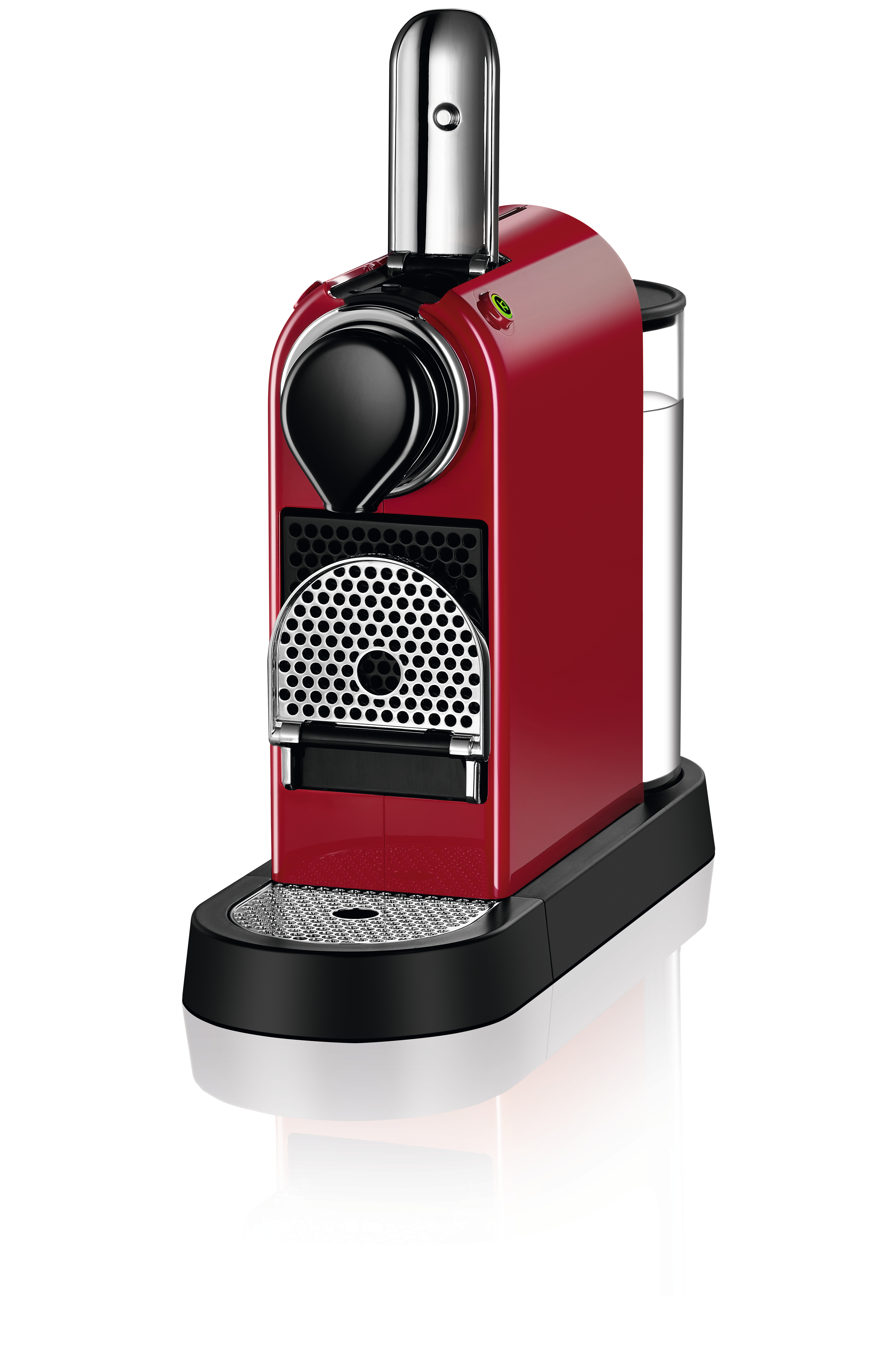 Eine rote Nespresso-Kaffeemaschine mit schwarzem Sockel, schräge Ansicht auf weißem Hintergrund.