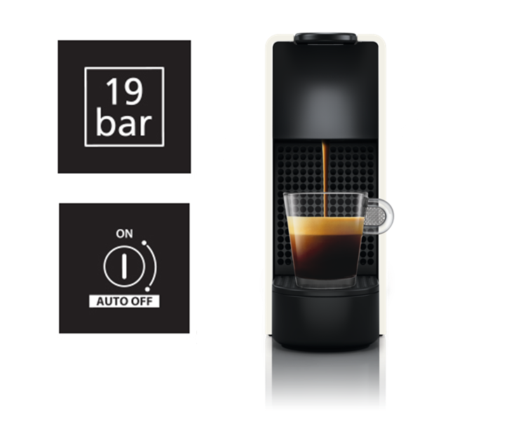 Espressomaschine, wobei Espresso in eine durchsichtige Glastasse gegossen wird.