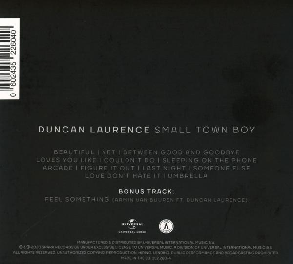 Albumhoes met titels en credits. Tekst is wit op een donkere achtergrond.