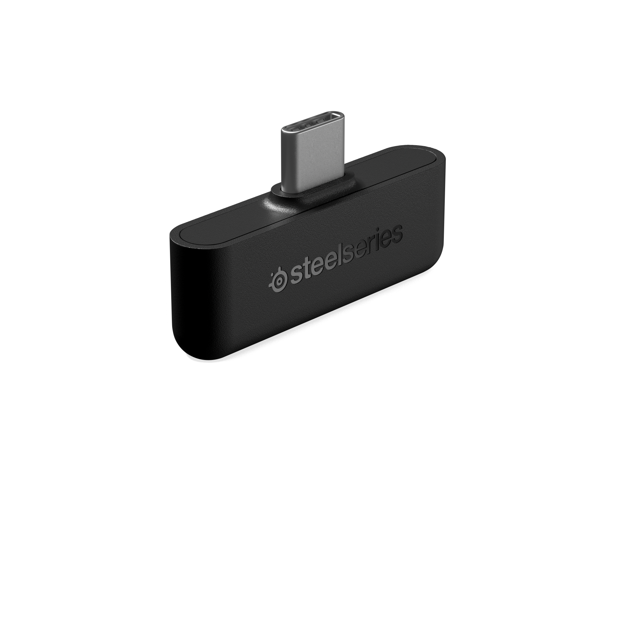 Siyah zemin üzerinde SteelSeries logolu siyah USB-C adaptör.