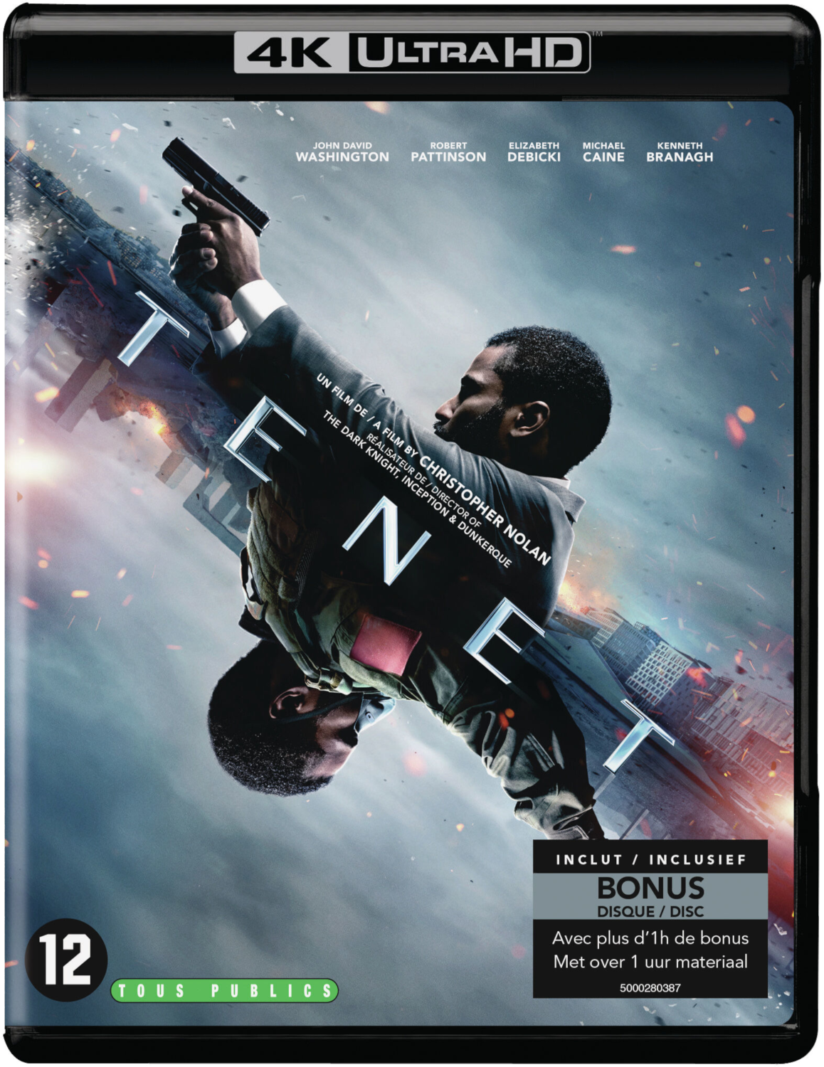 Filmposter voor Tenet. Een man in een pak richt een pistool. De titel staat in grote, witte, vette letters.