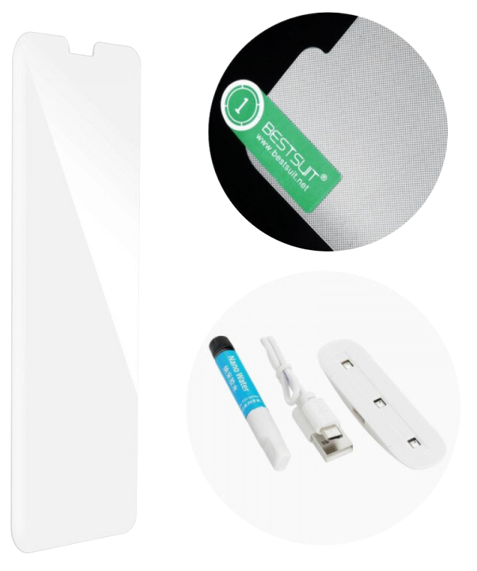 Képernyővédő, tisztítókendő, nanovizes palack, USB-kábel és UV-fényforrás fehér felületen.