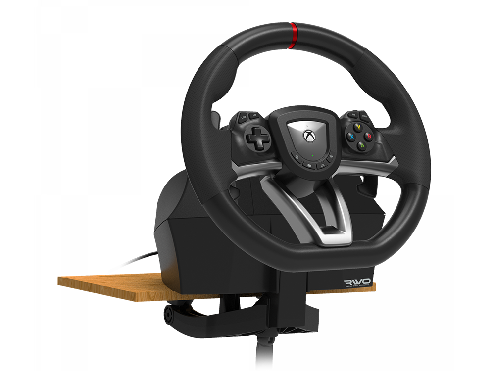 Volante para juego, montado en madera, con base negra.