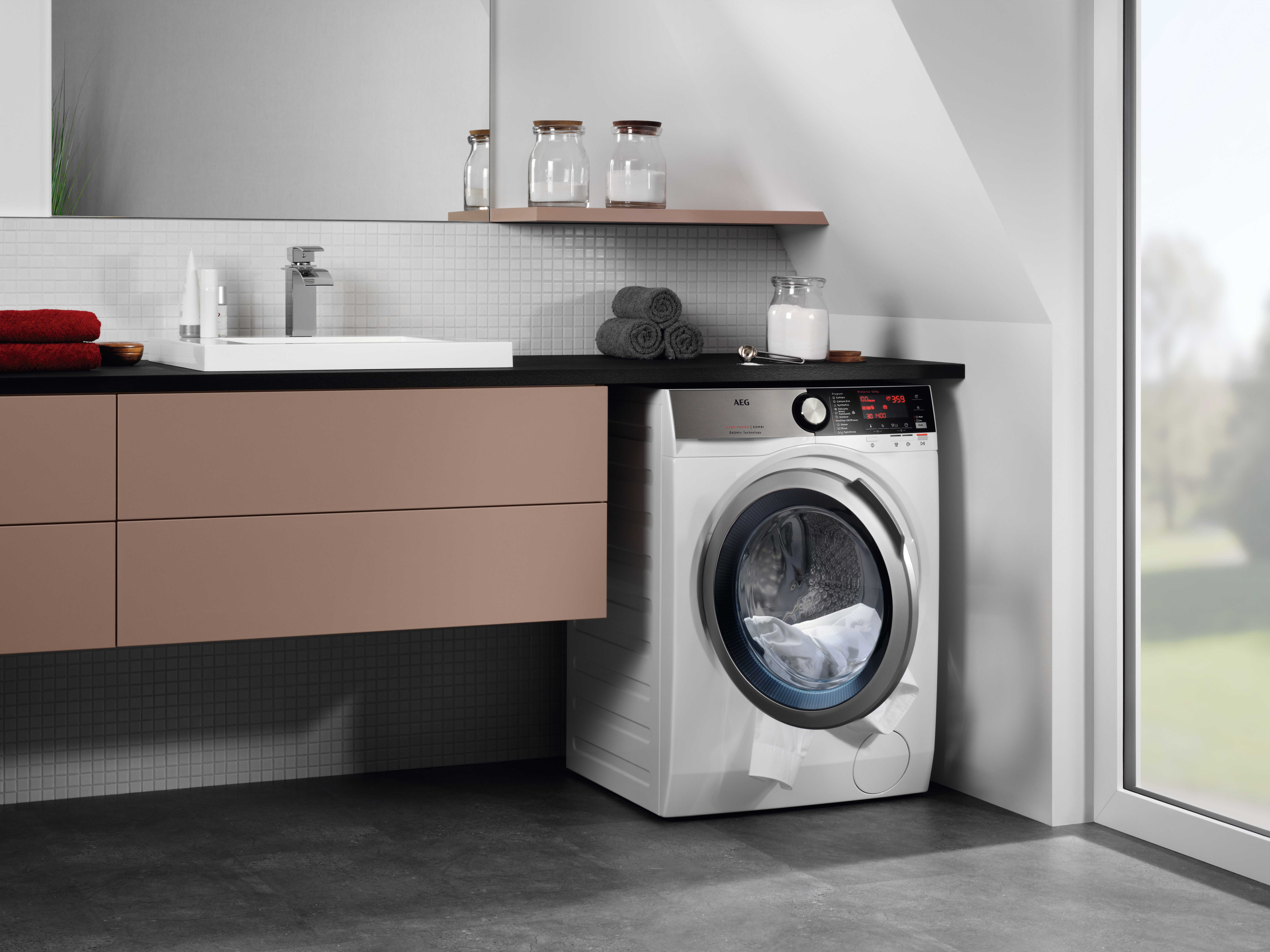 AEG L7WE86605 Waschtrockner (10 kg / 6 kg, 1551 U/Min.)