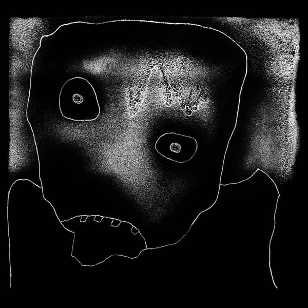 Abstracte zwart-wit tekening van een gezicht met grote ogen en open mond.
