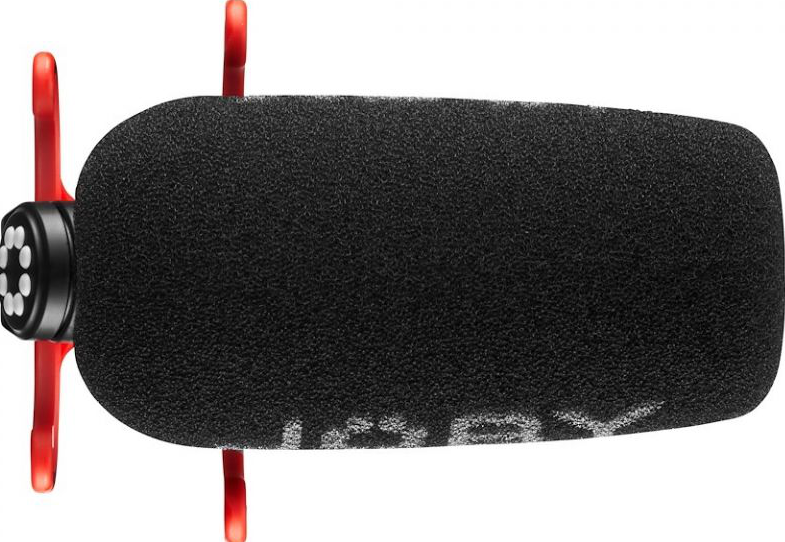 Microphone noir avec supports rouges et bonnette en mousse noire.
