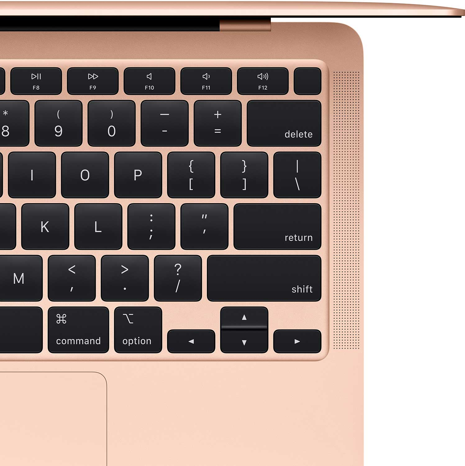 Gros plan sur un clavier d'ordinateur portable avec les touches Suppr, Entrée et Maj mises en évidence.