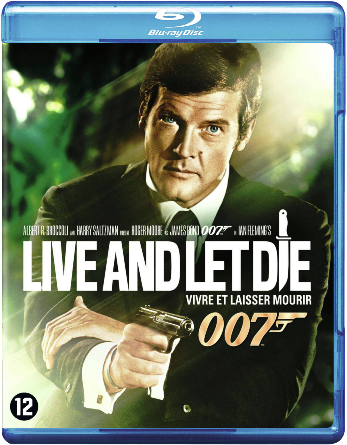 Blu-ray-hoes van Live and Let Die. Man in pak met pistool, met tekst overlay.