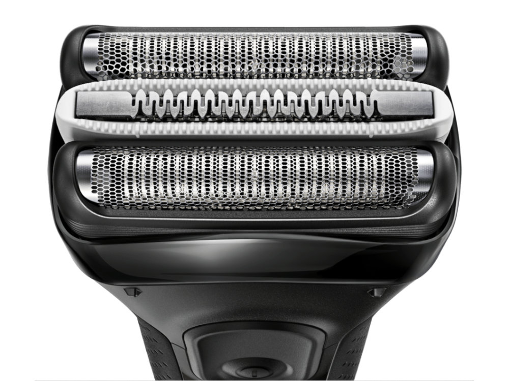 Afeitadora - Braun 3020 Serie 3, Eléctrica para barba, Autonomía 45', Indicador LED, Negro + Loción limpiadora