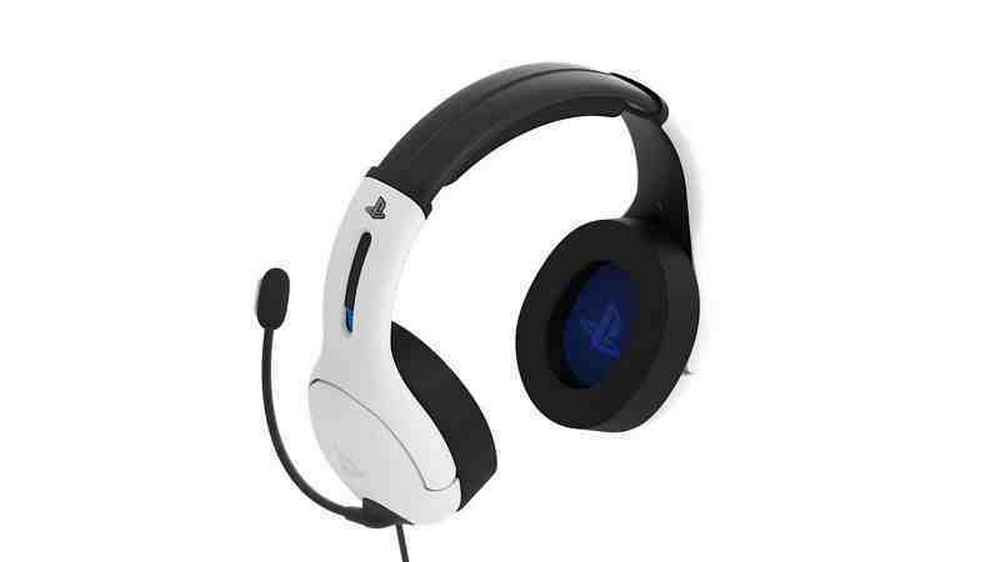 Un auricular para juegos PlayStation blanco y negro con micrófono.