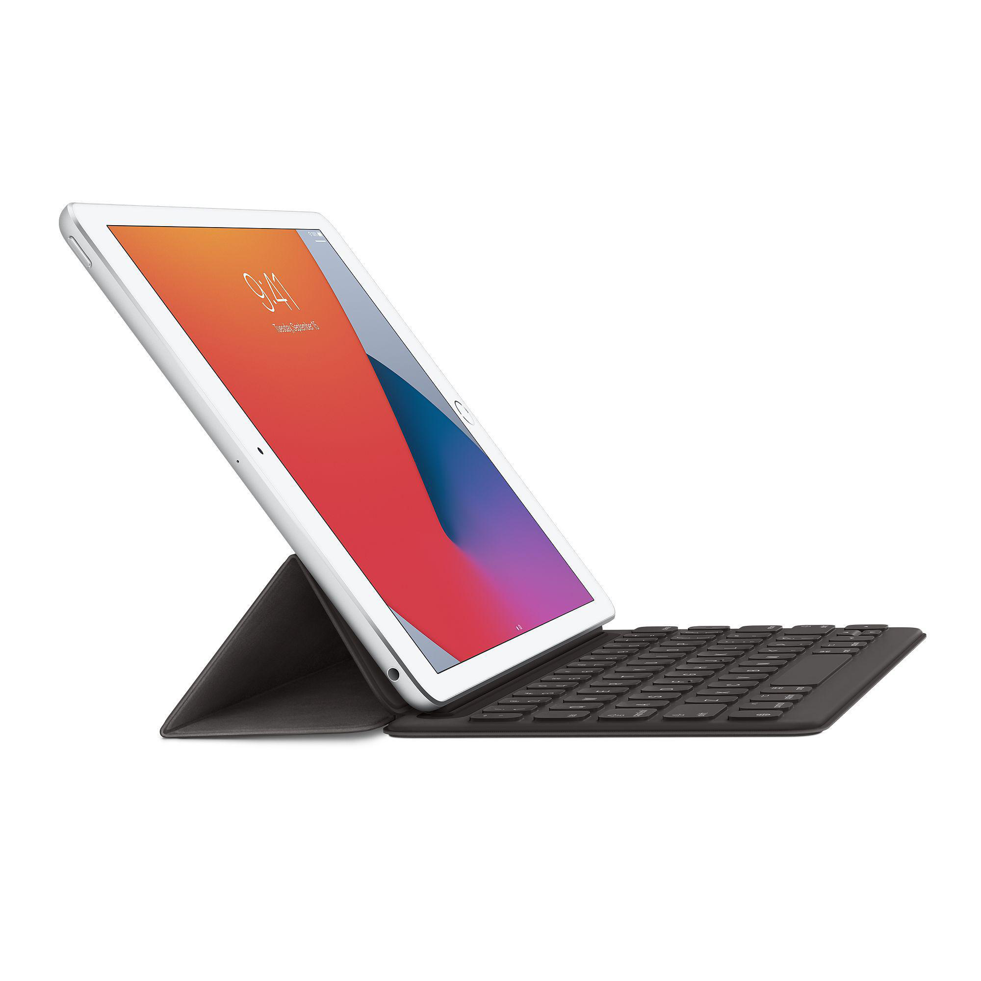 Ein iPad ist auf einer Tastaturhülle aufgestellt, mit einem farbenfrohen Bildschirm.