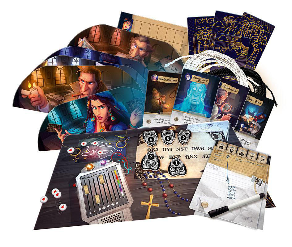 Brettspielkomponenten. Karten, ein Spielbrett, Würfel und andere Spielsteine sind angeordnet.