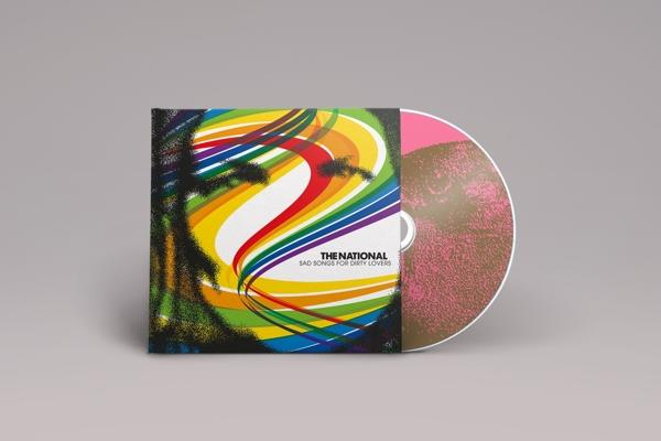 Pochette de l'album 'Sad Songs for Dirty Lovers' de The National. Avec un design arc-en-ciel et CD.