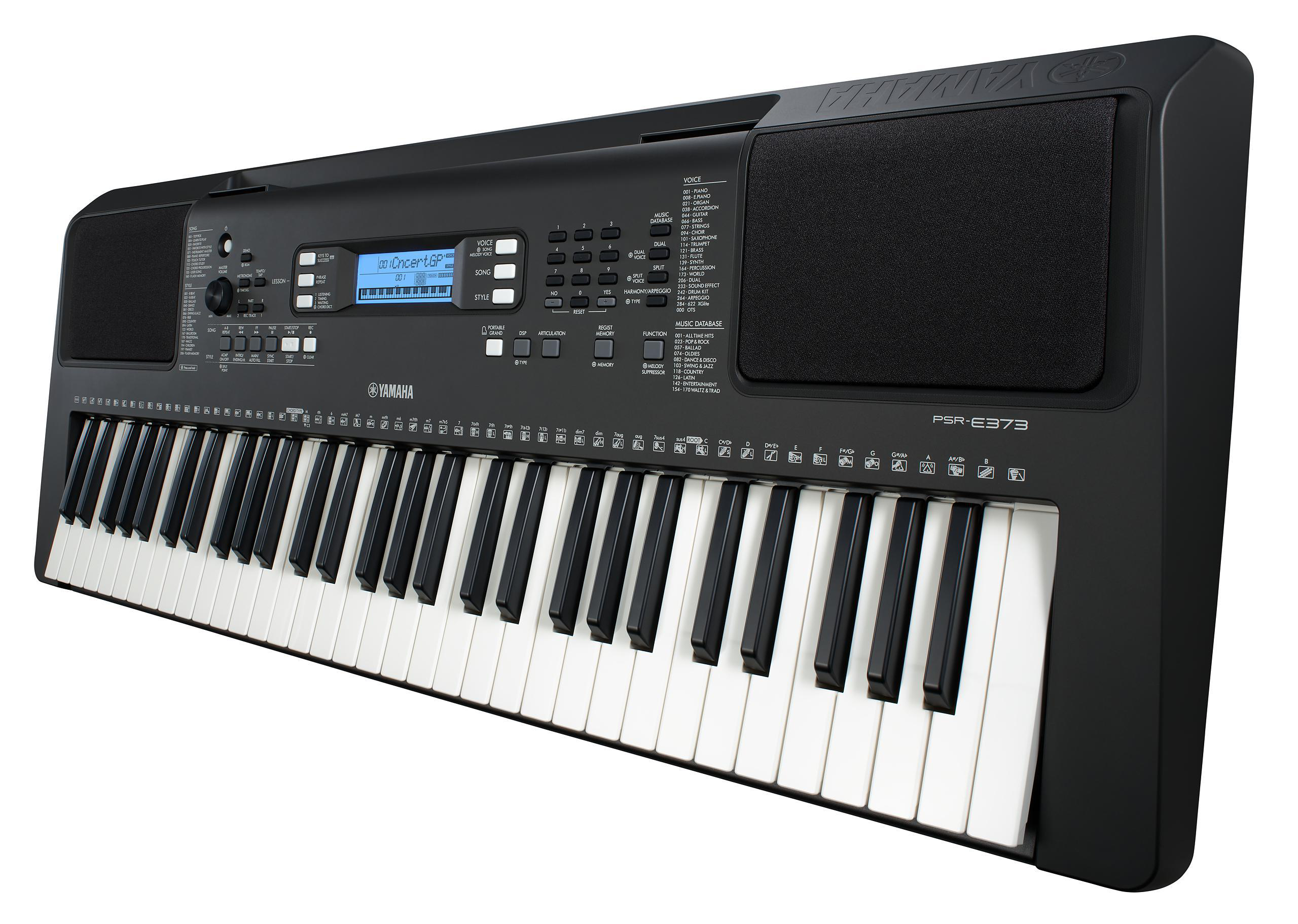 Ein schwarzes Yamaha PSR-E373 Keyboard auf weißem Hintergrund, aus einem Winkel betrachtet.