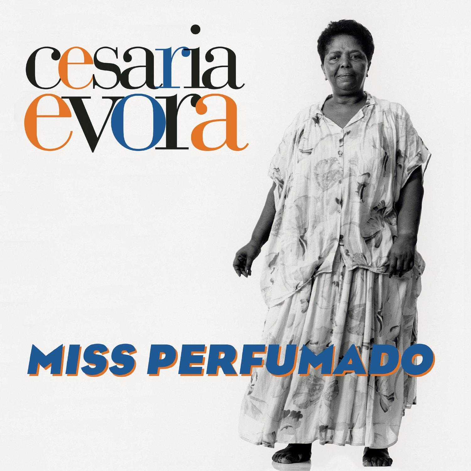 Pochette d'album avec Cesaria Evora en robe fleurie, texte 'cesaria evora' et 'MISS PERFUMADO'.
